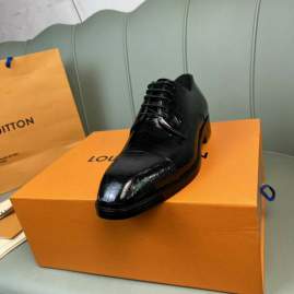 Picture of Louis Vuitton Shoes _SKULVsz38-440610213763
